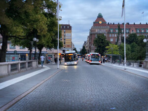 Storbron med bussar, Örebro